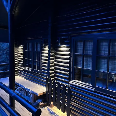 Chalet The Woods With Hottub & Airco
