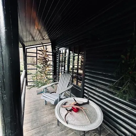 Chalet The Woods With Hottub & Airco *