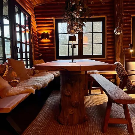 The Woods With Hottub & Airco La-Roche-en-Ardenne