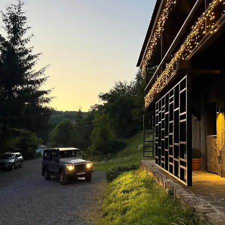 Chalet The Woods With Hottub & Airco