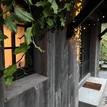 The Woods With Hottub & Airco Chalet La-Roche-en-Ardenne