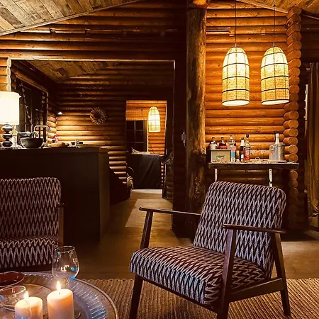 The Woods With Hottub & Airco * La-Roche-en-Ardenne