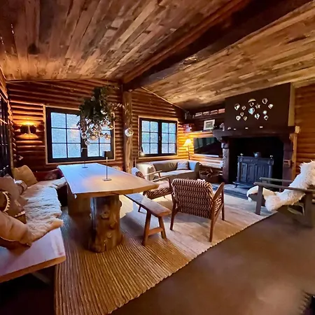 Chalet The Woods With Hottub & Airco *