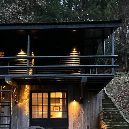 The Woods With Hottub & Airco
