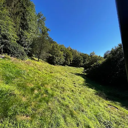 Chalet The Woods With Hottub & Airco